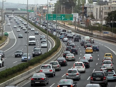 Σχεδόν 1 εκ. ιδιοκτήτες αυτοκινήτων δεν έχουν πληρώσει τα τέλη!